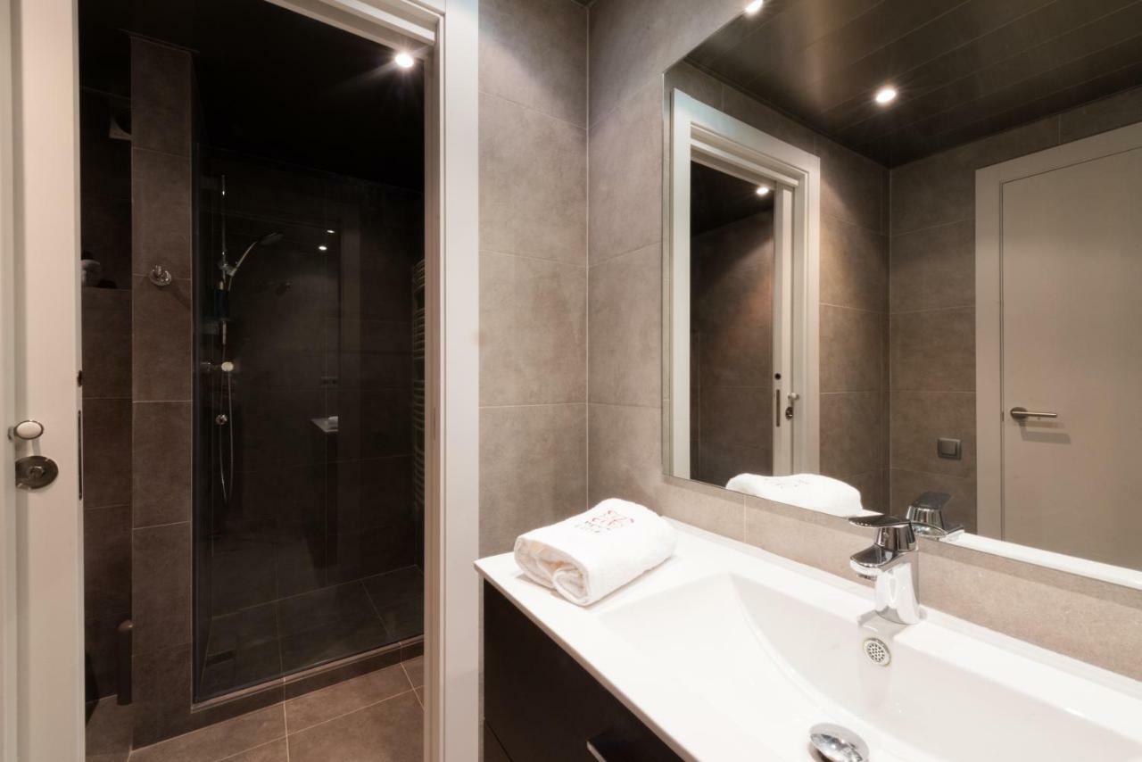 Petit Luxe L'oasi D'egara Apartment *